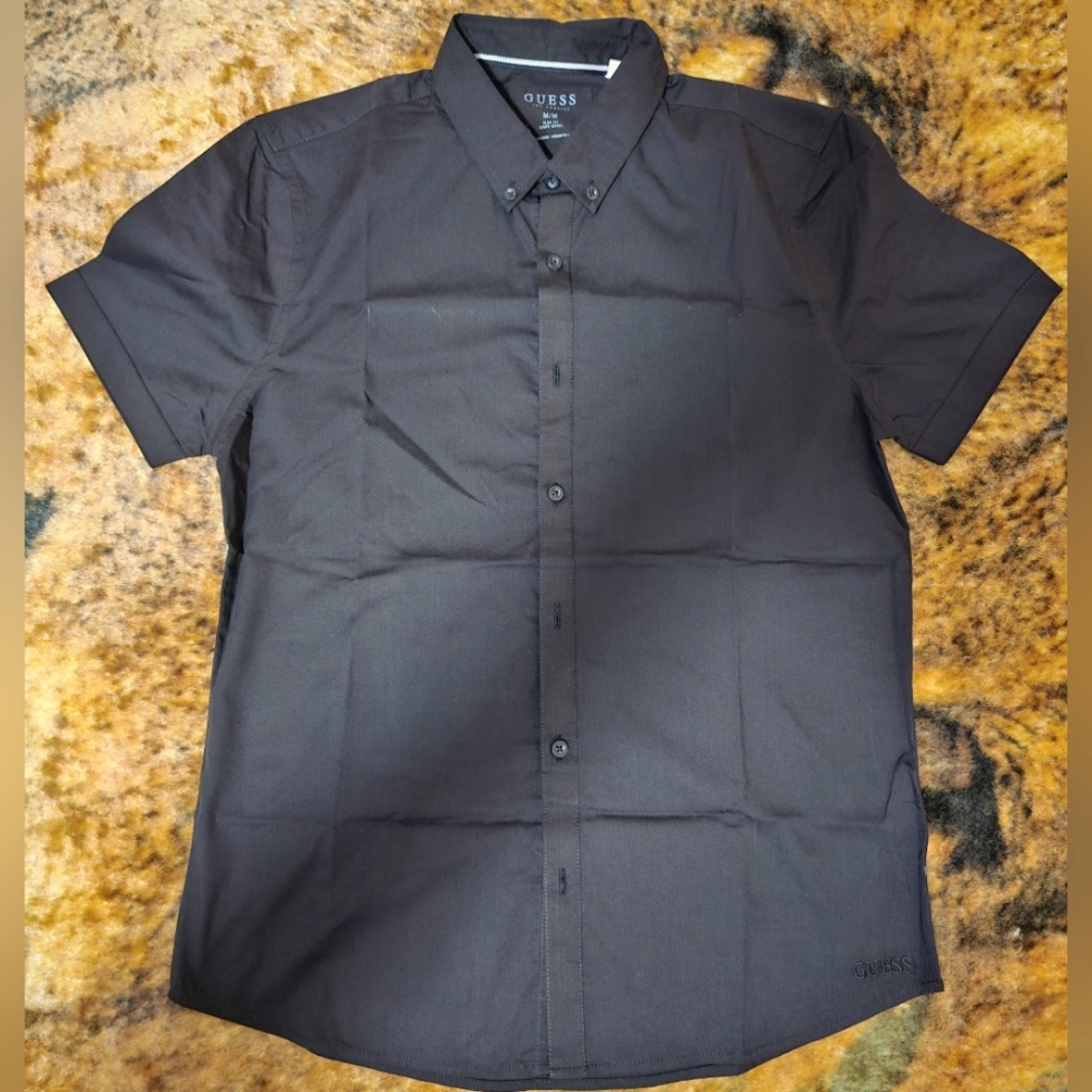 Guess button-down short sleeve shirt